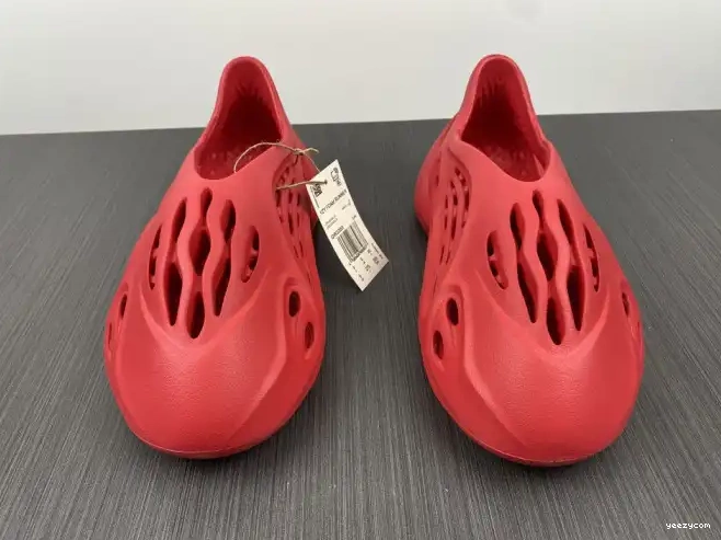 Yeezy CW3355 Red Foam Adidas 0623